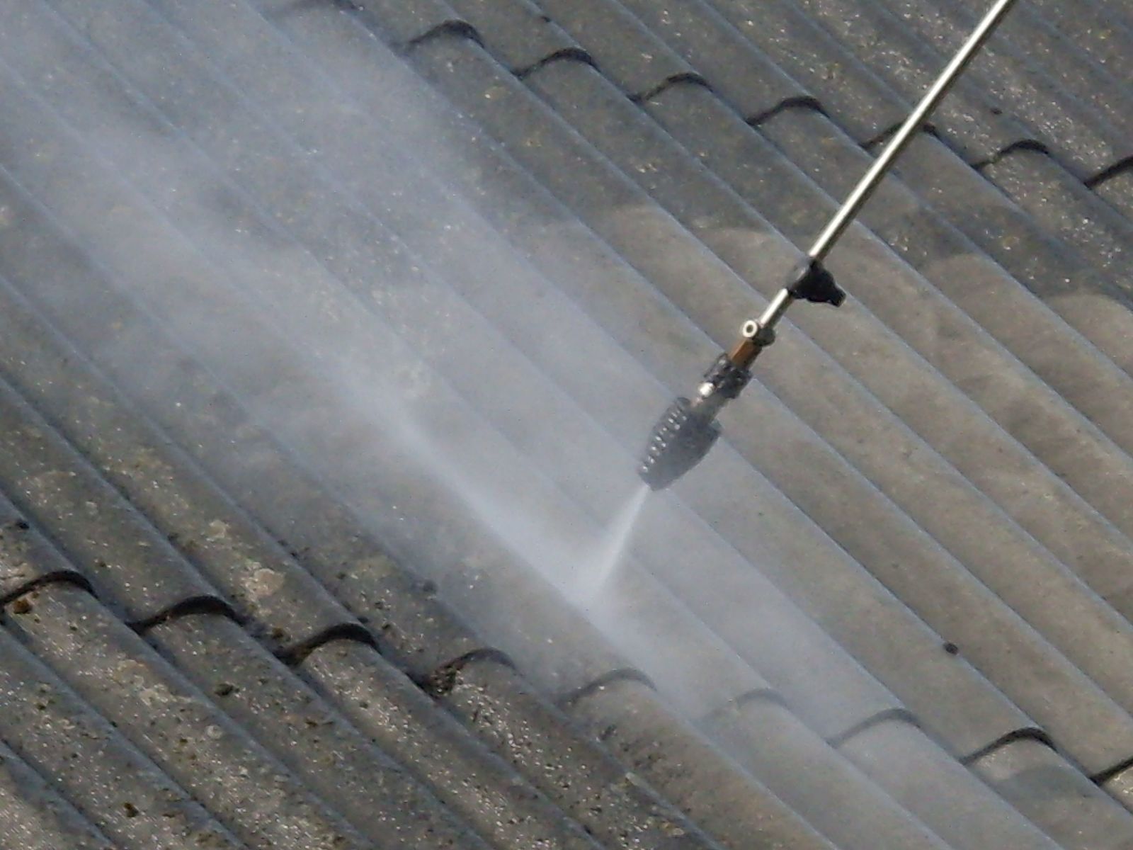Pressure Wash Your Home For The Ultimate Spring Clean - MamaSuds