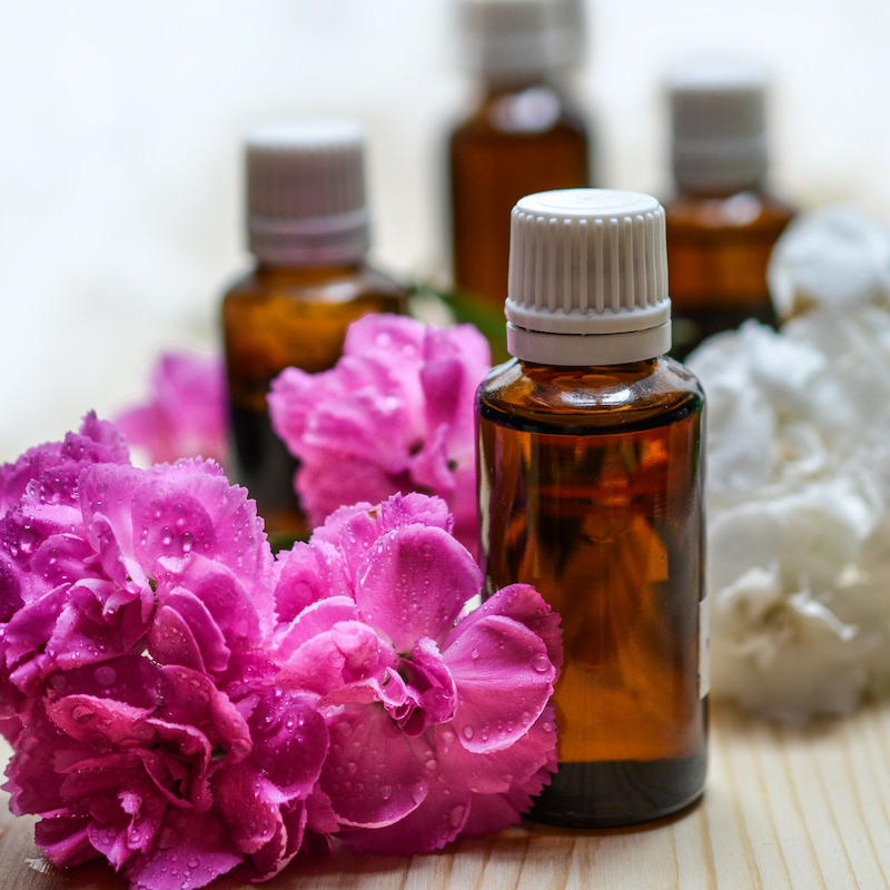 5 Essential Oils That are Great for Green Cleaning